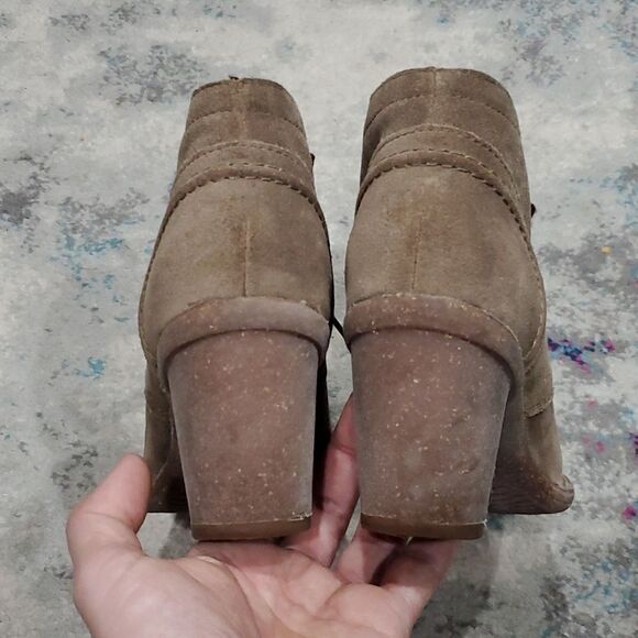 Clarks Tan Suede Heeled Ankle Boots - Picture 9 of 12